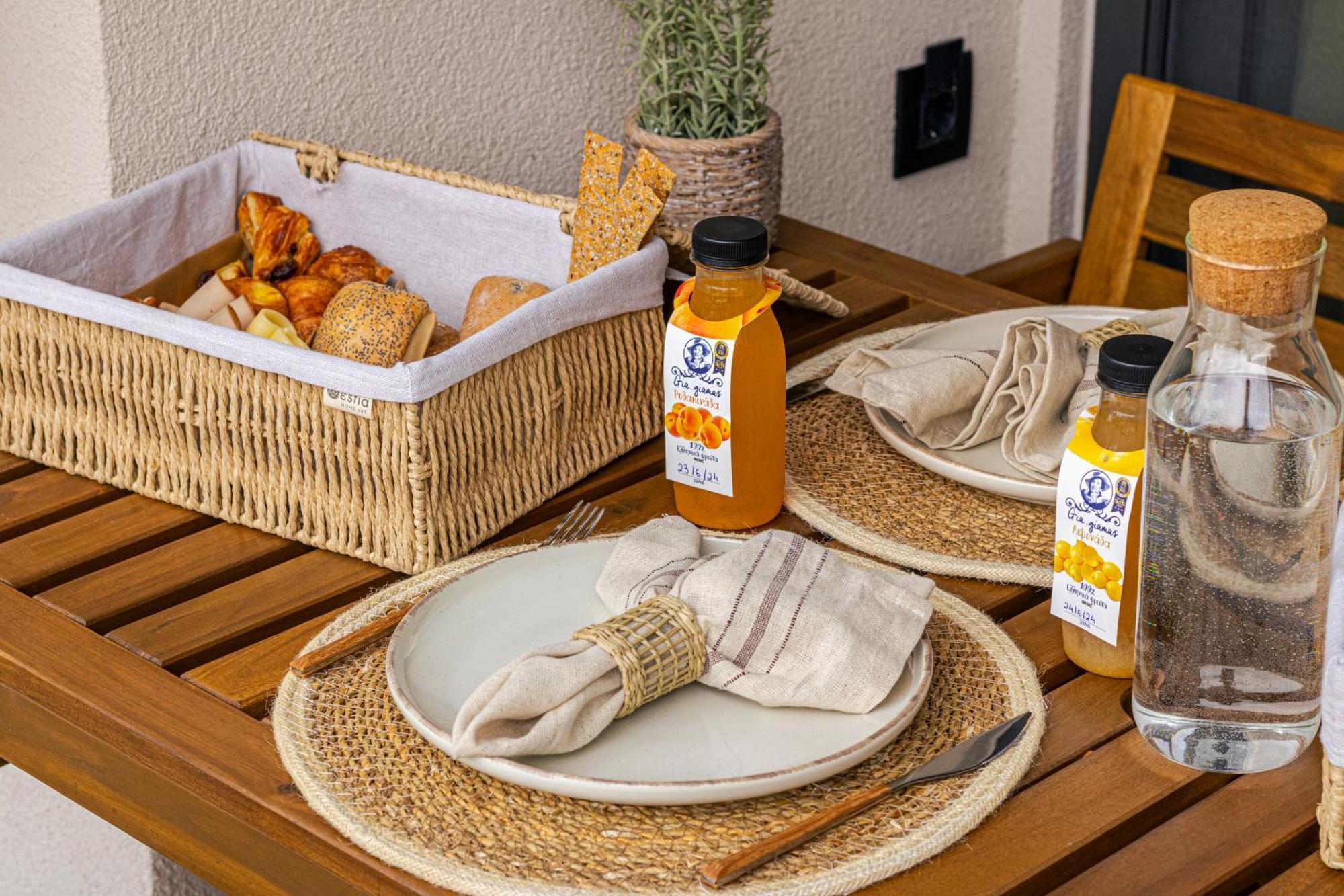Adorno Private Suites Only Adults & Kids 12 Plus Vrasná Exterior foto